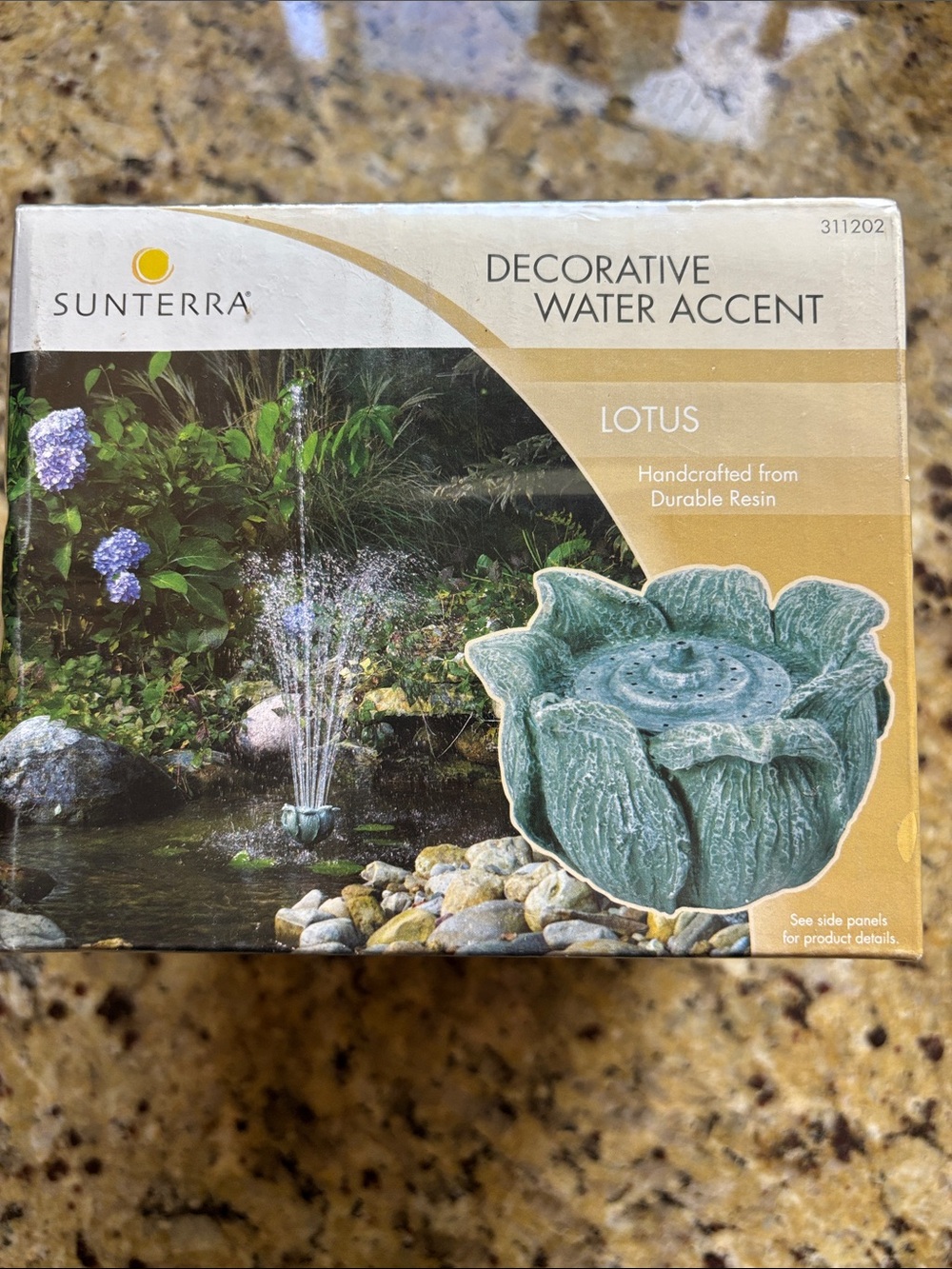 Sunterra Loto decorative water pond fountain resin green lotus flower design nwt